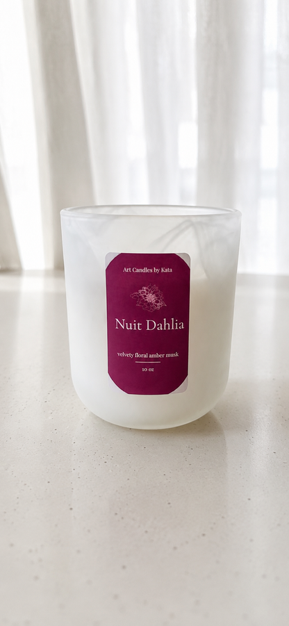 Nuit Dahlia para apagar el ruido del día